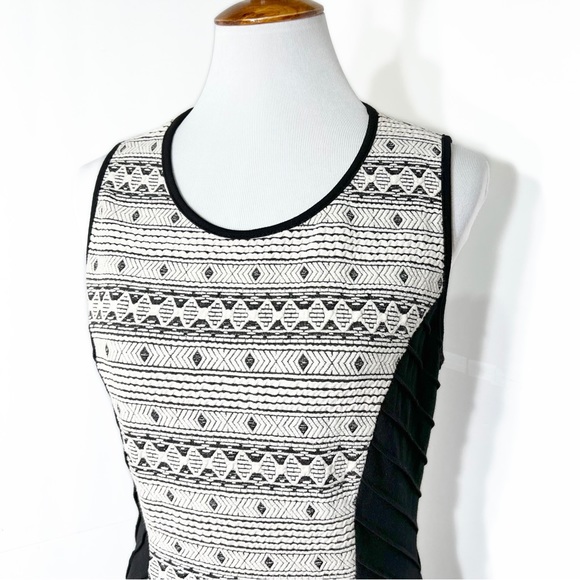 Revolve {Greylin} Black White Jacquard Diamond Sleeveless Skater Tunic Dress - Picture 3 of 14